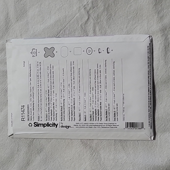 Simplicity Table Top Accessories Pattern - Picture 3 of 4